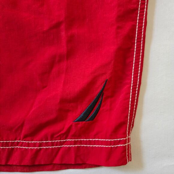 Nautica Red Swimsuit - Men's Large - 7" Inseam - Logo Detail - Picture 4 of 6